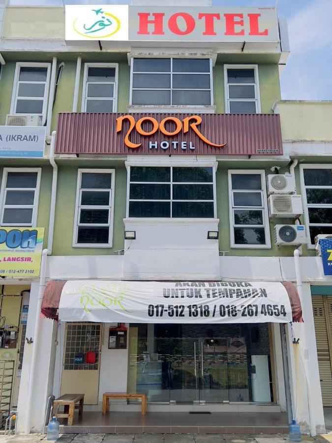 Noor Hotel Kangar Exterior photo