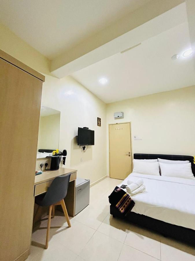 Noor Hotel Kangar Exterior photo